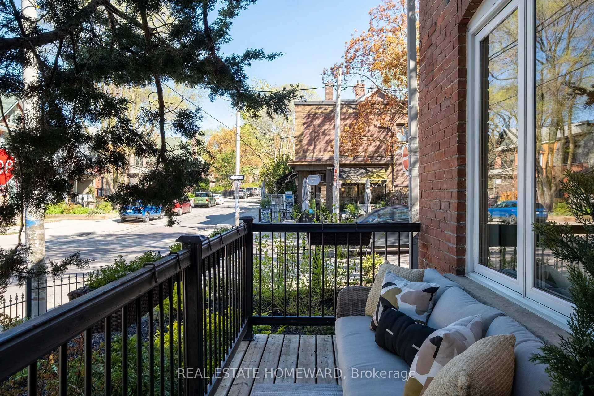 Photo 41 of 631 Logan Avenue, Toronto, North Riverdale — HOMEH