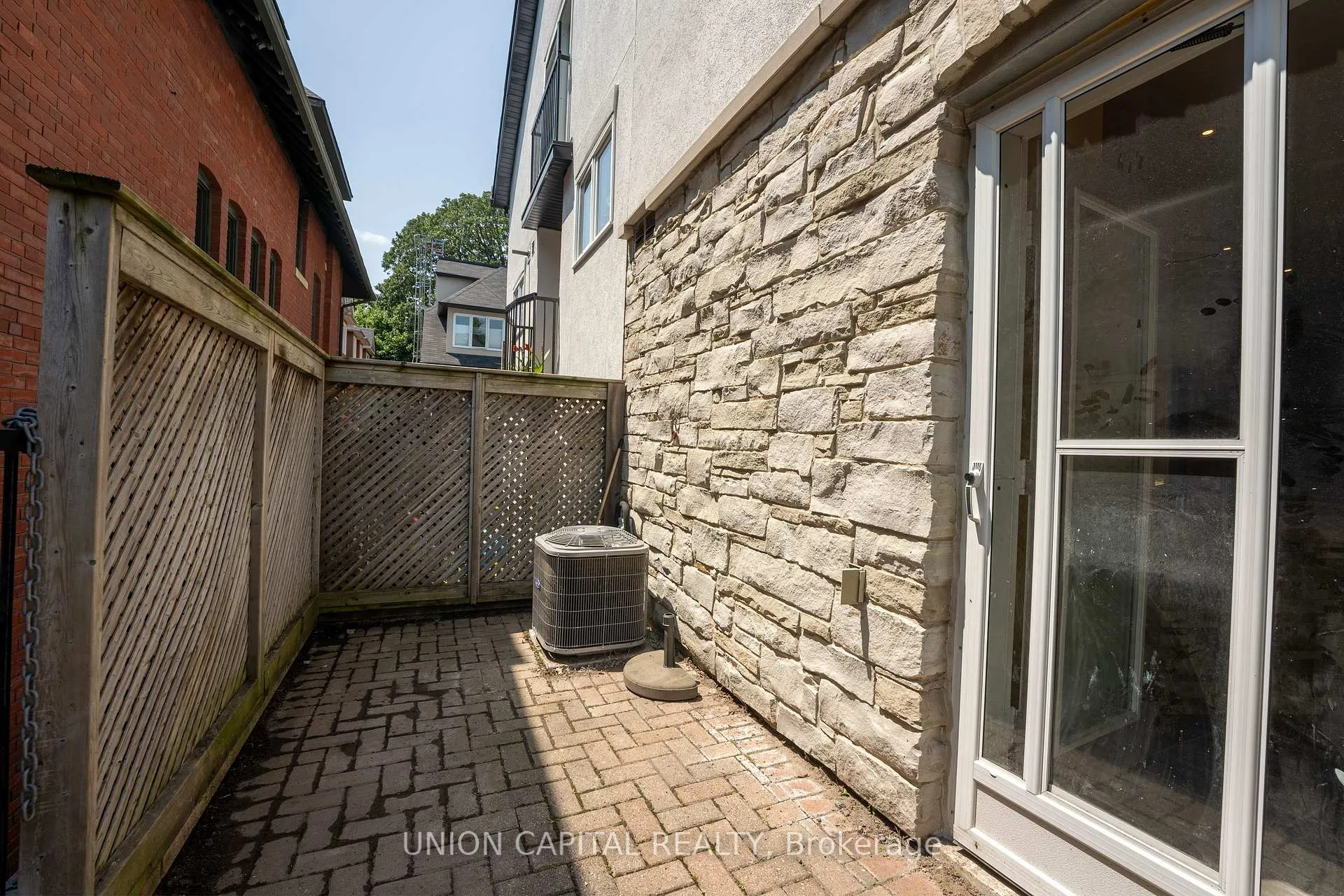 Photo 9 of Unit 1, 230 St. George Street, Toronto, The Annex — HOMEH