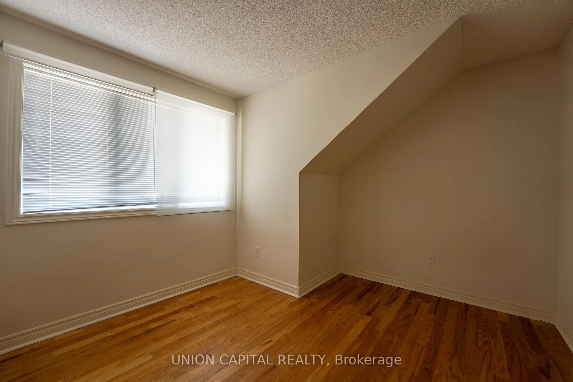 Photo 14 of Unit 1, 230 St. George Street, Toronto, The Annex — HOMEH