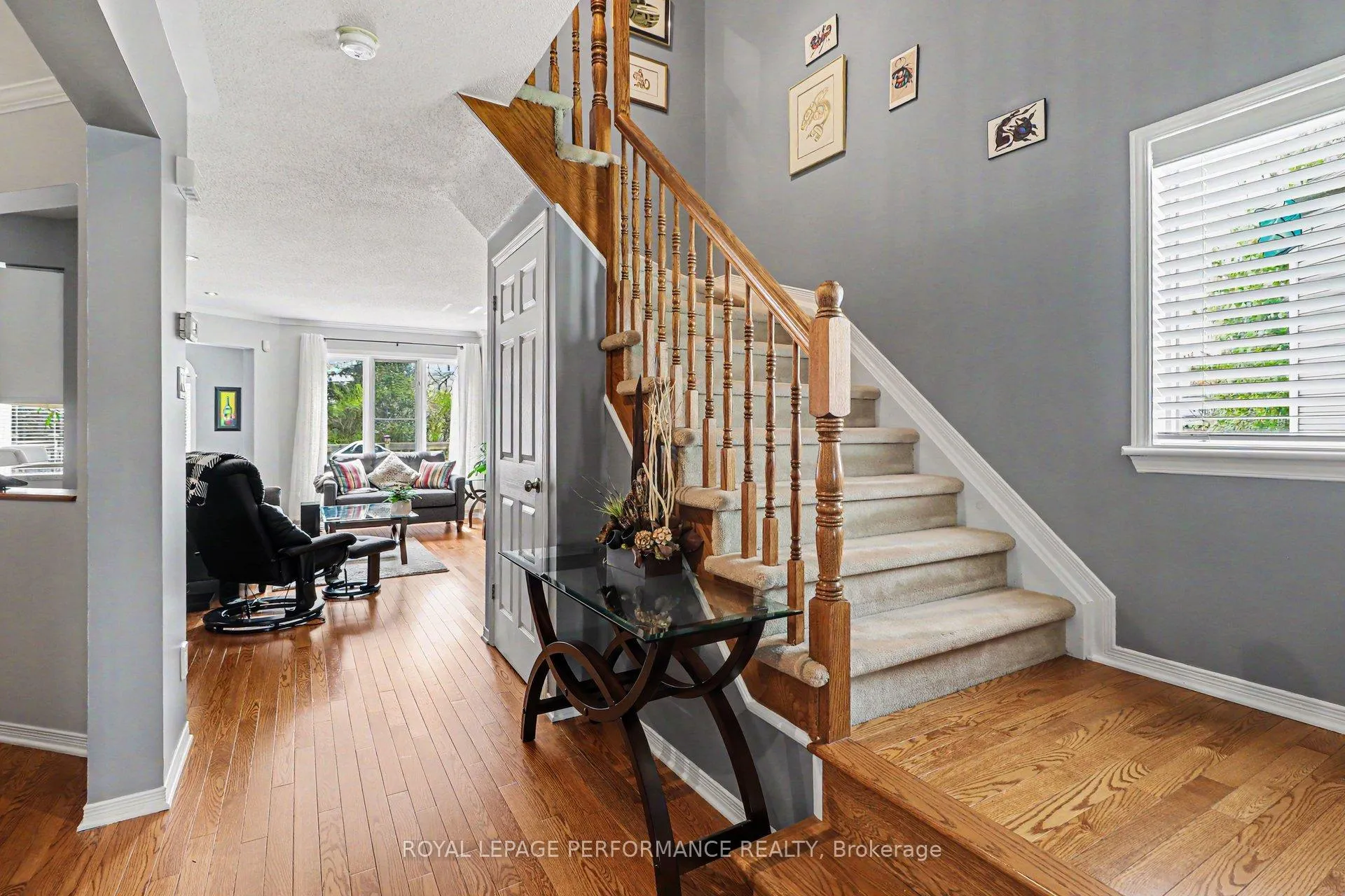 Photo 5 of 1702 Jobin Crescent, Ottawa, Carson Grove — HOMEH