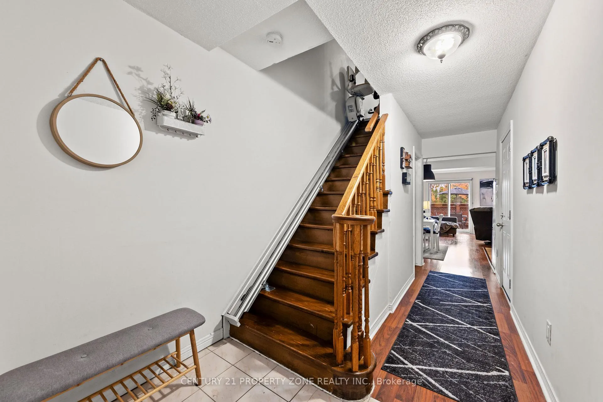 Photo 13 of Unit 2, 280 Limeridge Road E, Hamilton, Bruleville — HOMEH
