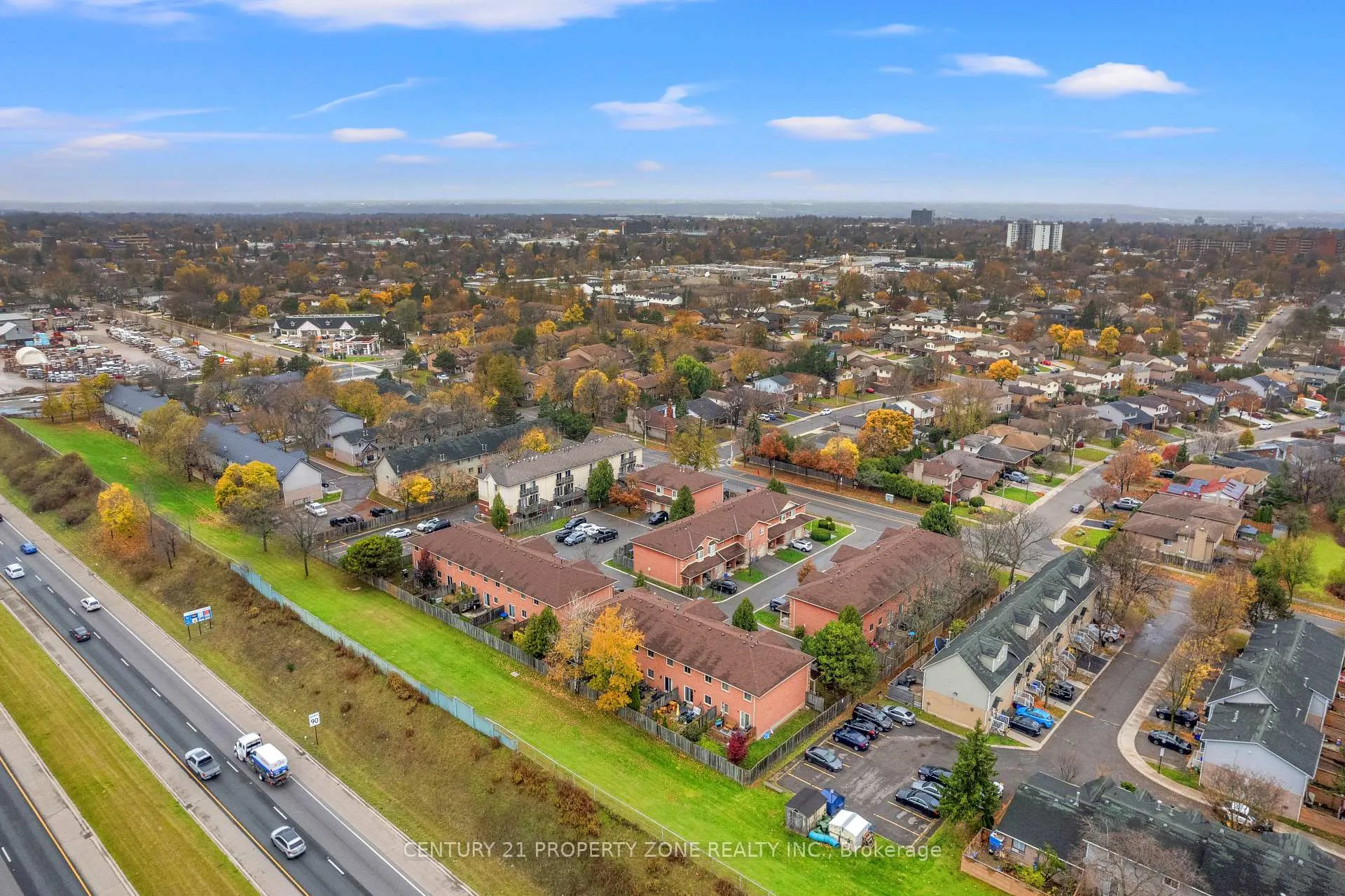 Photo 27 of Unit 2, 280 Limeridge Road E, Hamilton, Bruleville — HOMEH