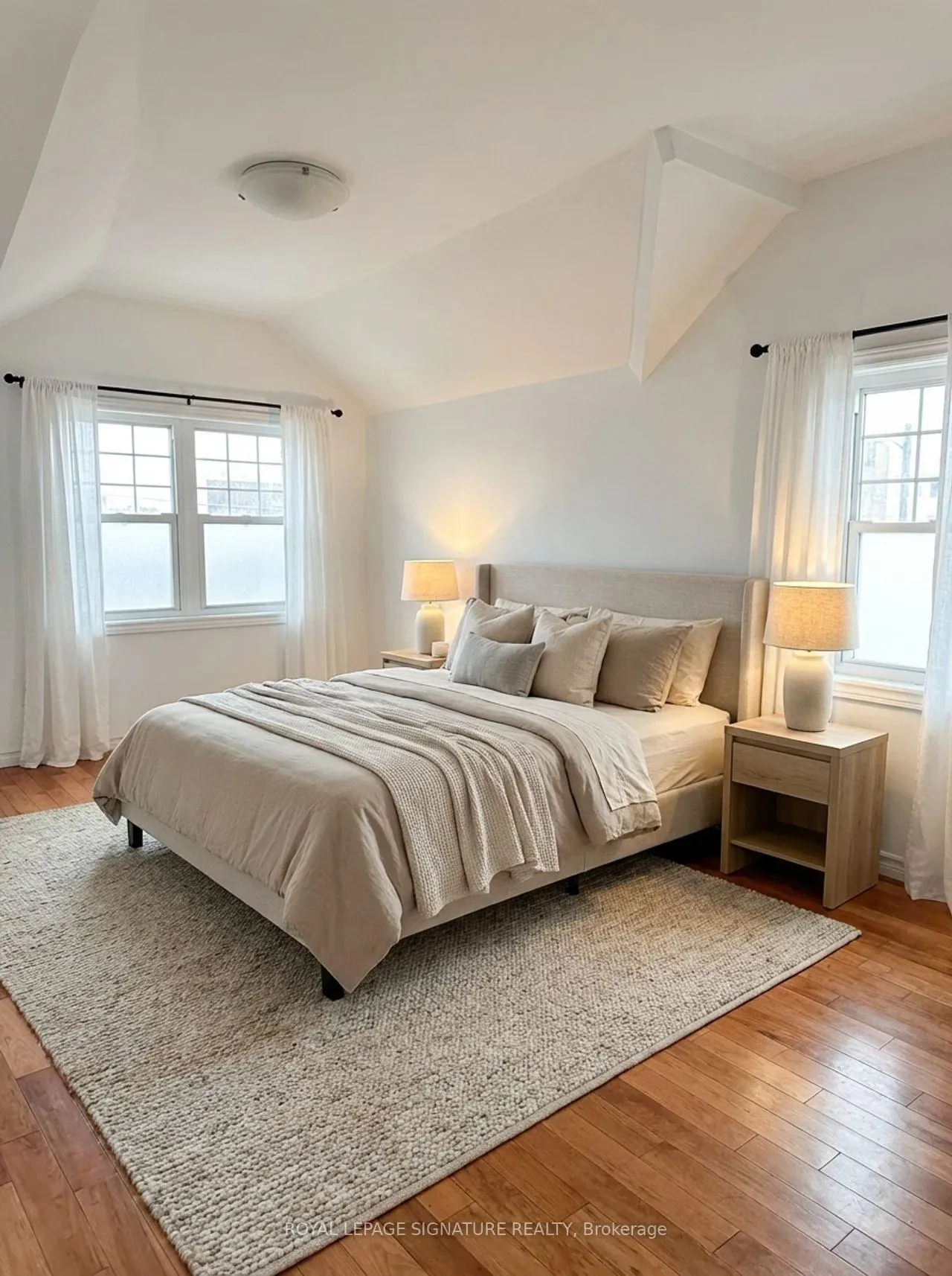 Photo 7 of Unit Main, 6 Trueman Street, Brampton, Queen Street Corridor — HOMEH