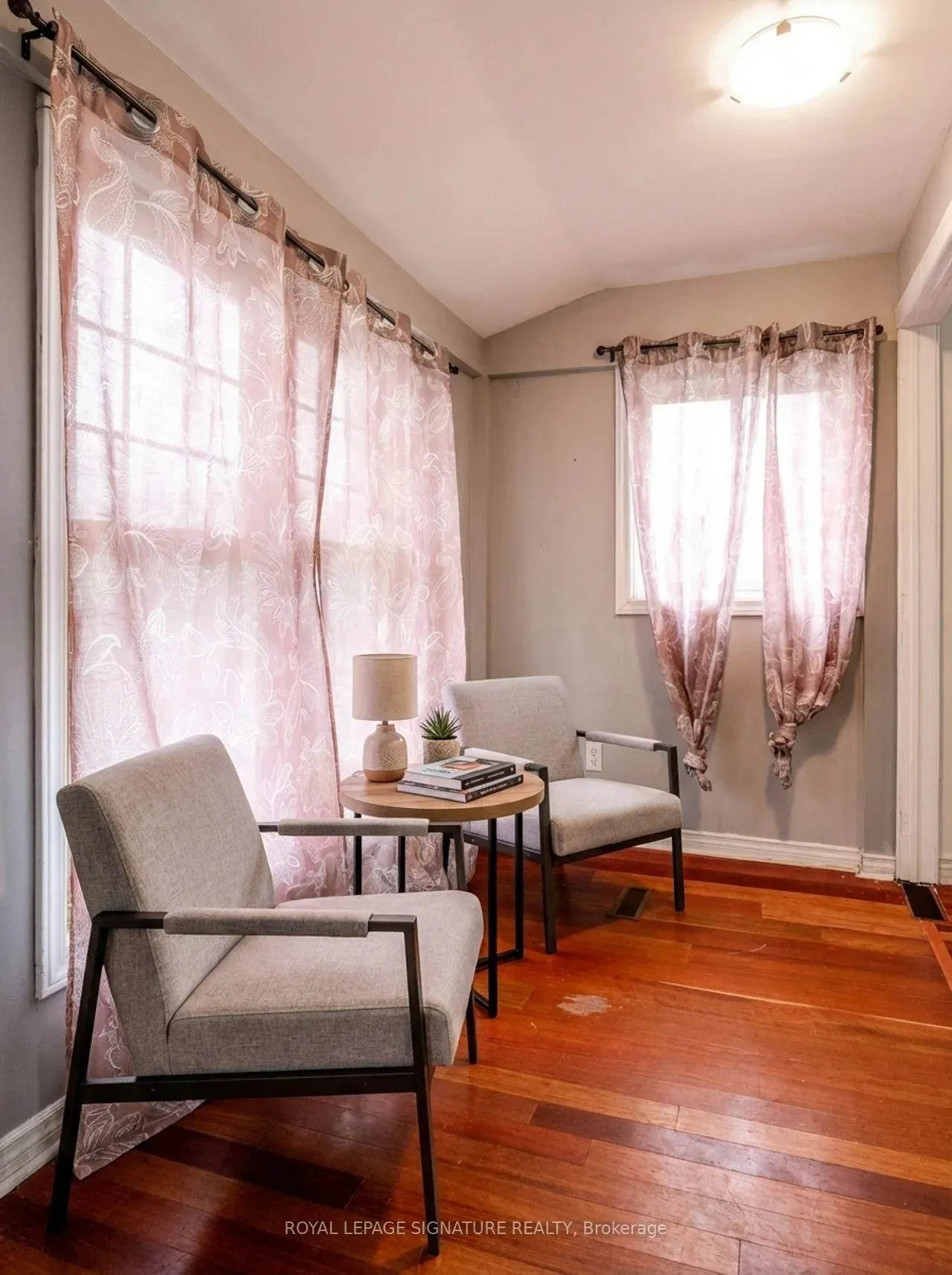 Photo 11 of Unit Main, 6 Trueman Street, Brampton, Queen Street Corridor — HOMEH