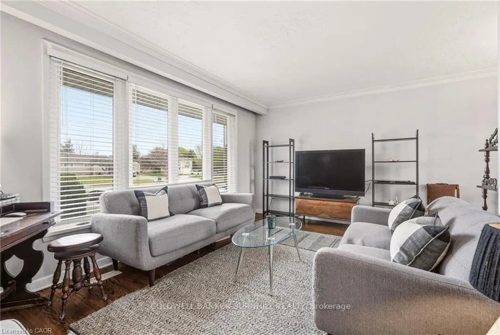 Photo 6 of 452 Third Line, Oakville, West — HOMEH