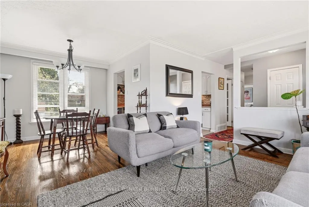 Photo 10 of 452 Third Line, Oakville, West — HOMEH
