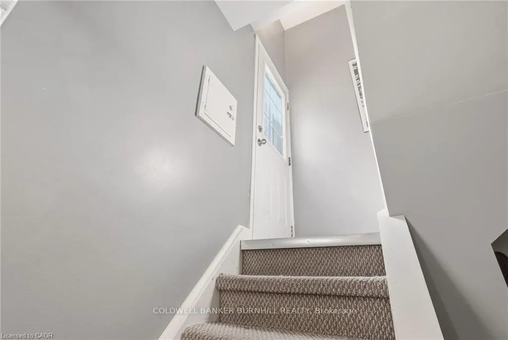 Photo 22 of 452 Third Line, Oakville, West — HOMEH