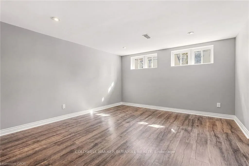 Photo 27 of 452 Third Line, Oakville, West — HOMEH