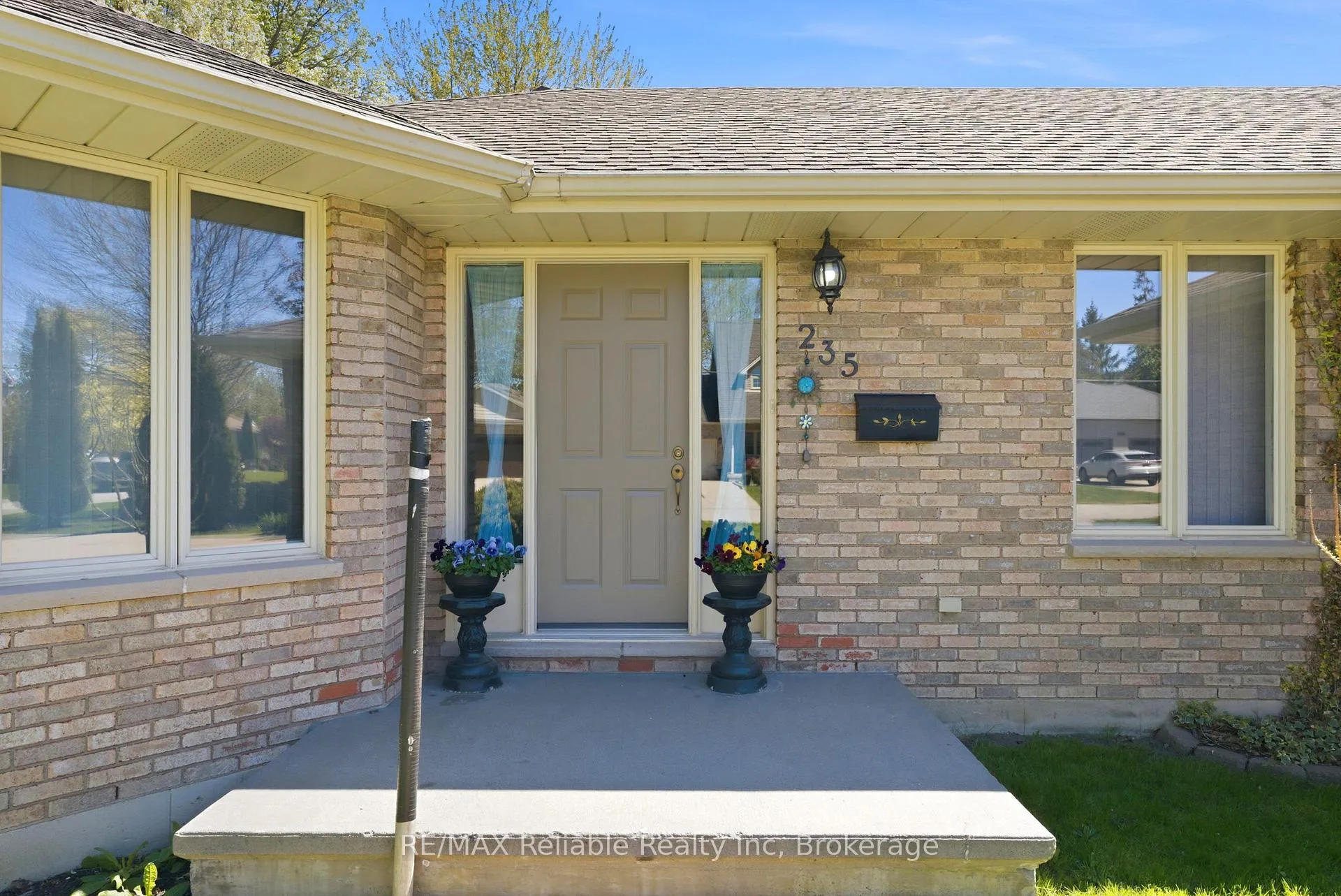 Photo 3 of 235 Willis Way, South Huron, Exeter — HOMEH