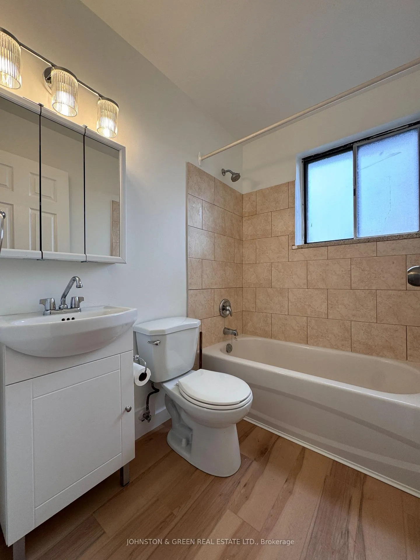 Photo 18 of Unit 308, 482 Mohawk Road E, Hamilton, Thorner — HOMEH