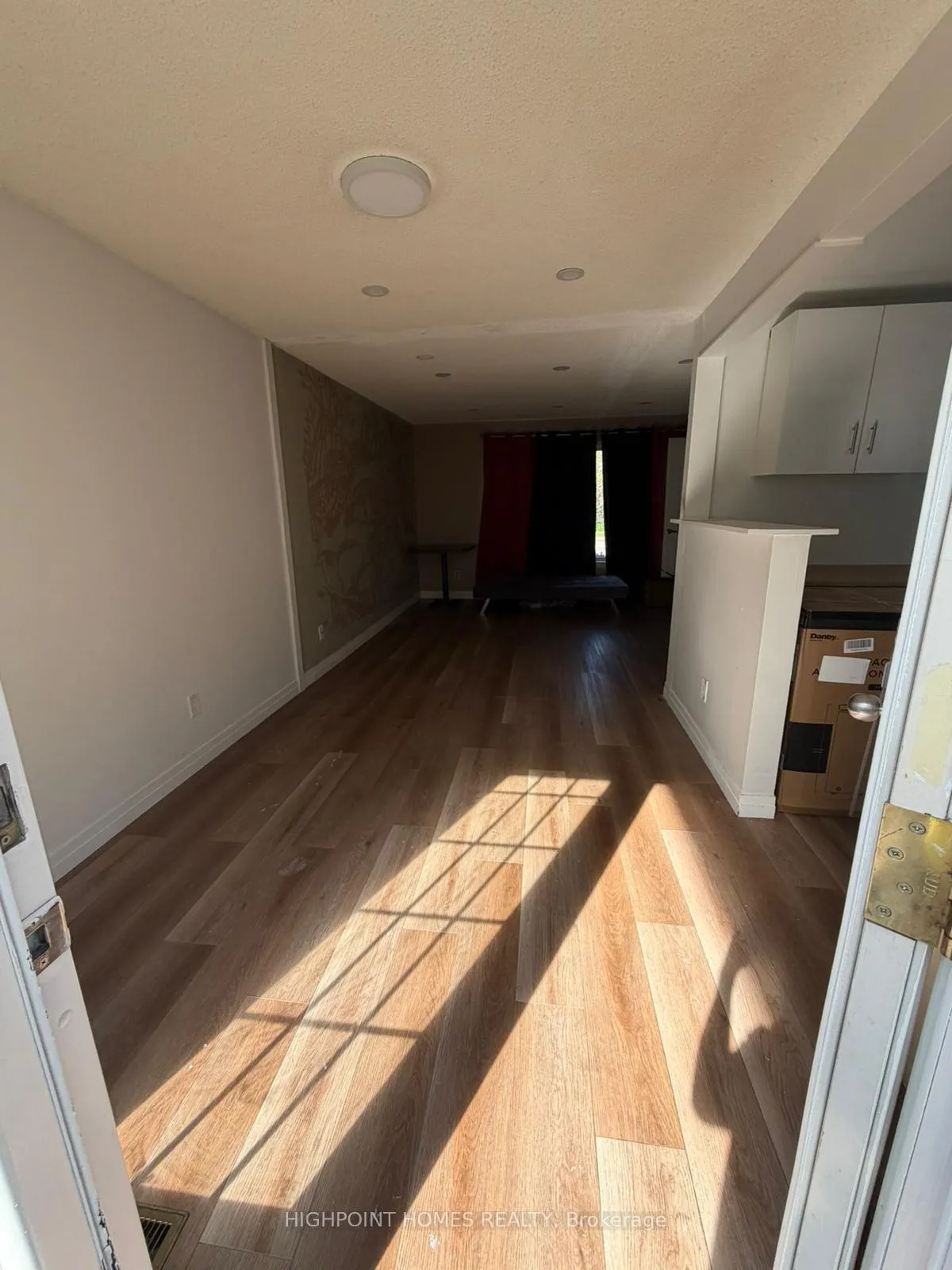 Photo 7 of 466 Midwood Crescent, Waterloo — HOMEH