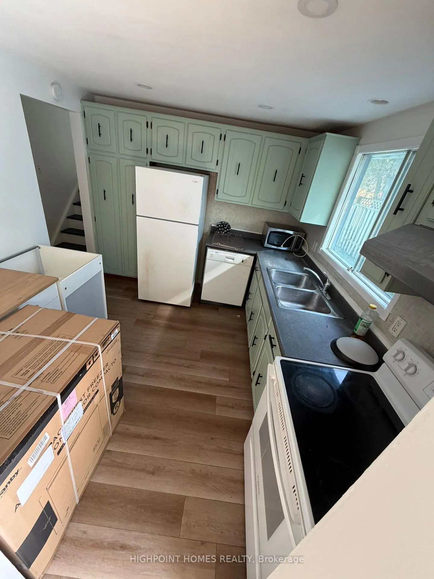 Photo 14 of 466 Midwood Crescent, Waterloo — HOMEH