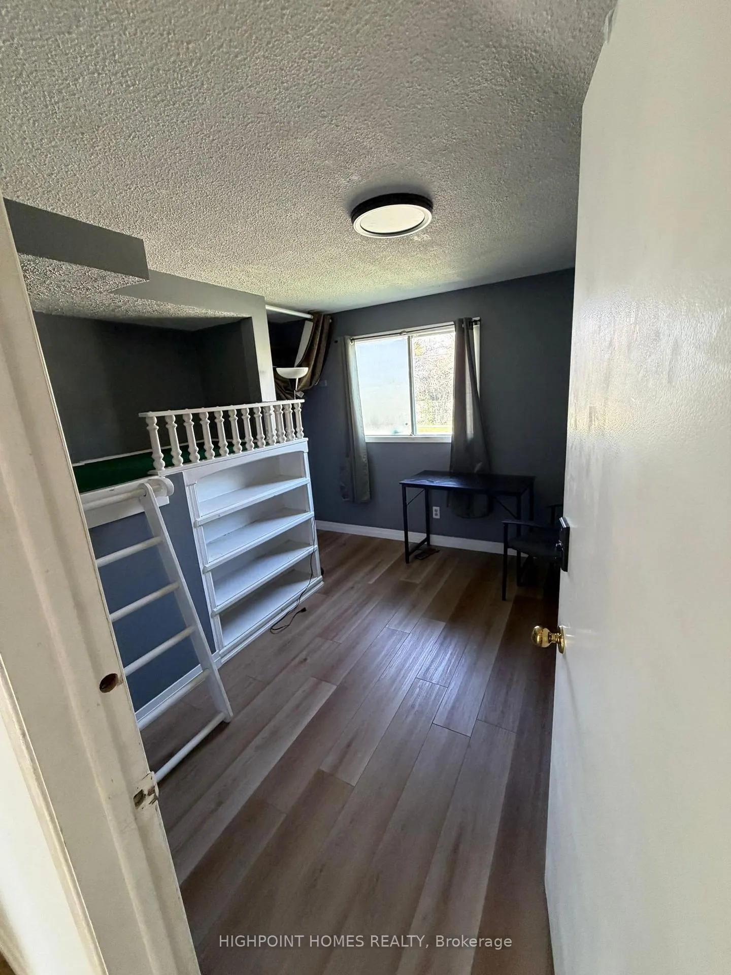 Photo 18 of 466 Midwood Crescent, Waterloo — HOMEH
