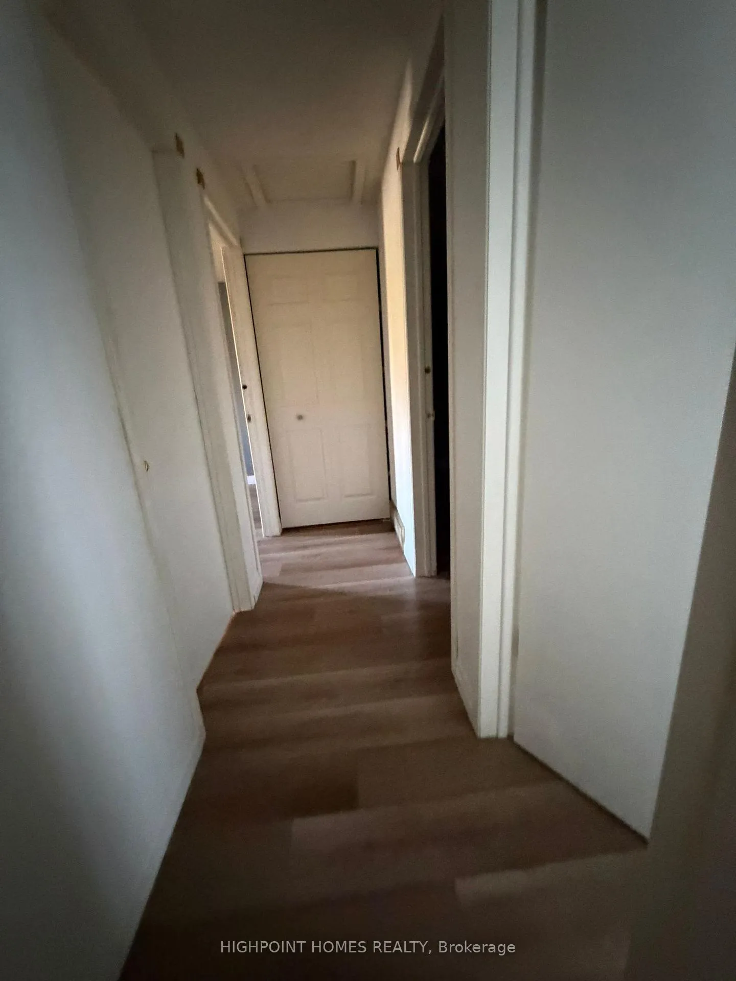 Photo 43 of 466 Midwood Crescent, Waterloo — HOMEH