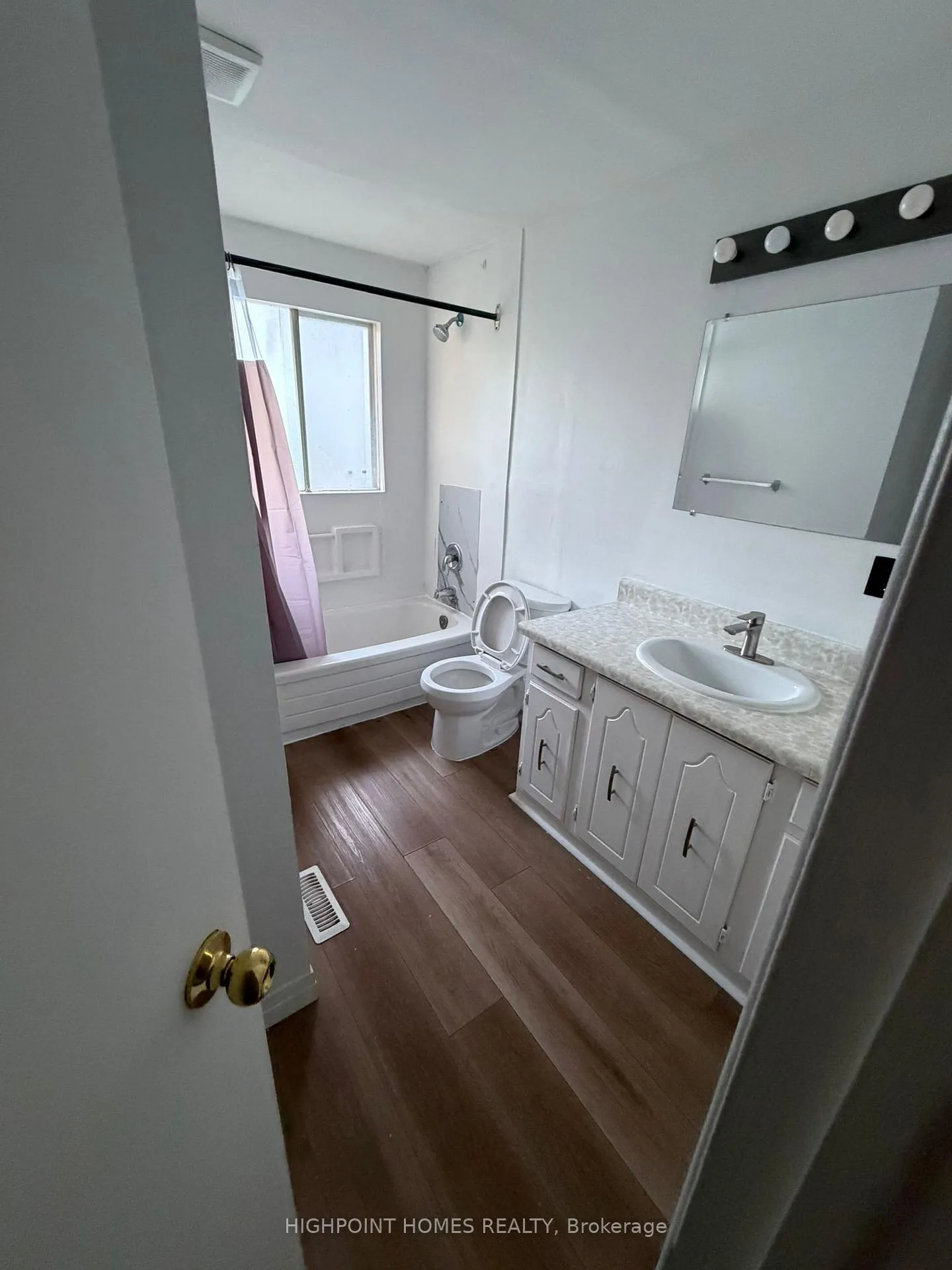 Photo 44 of 466 Midwood Crescent, Waterloo — HOMEH