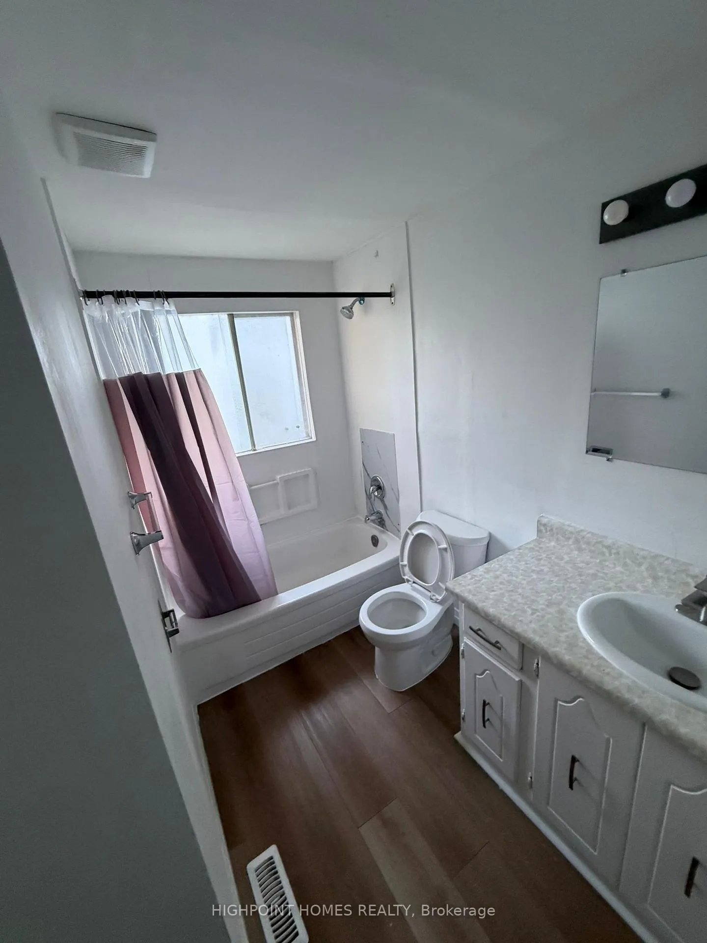 Photo 45 of 466 Midwood Crescent, Waterloo — HOMEH