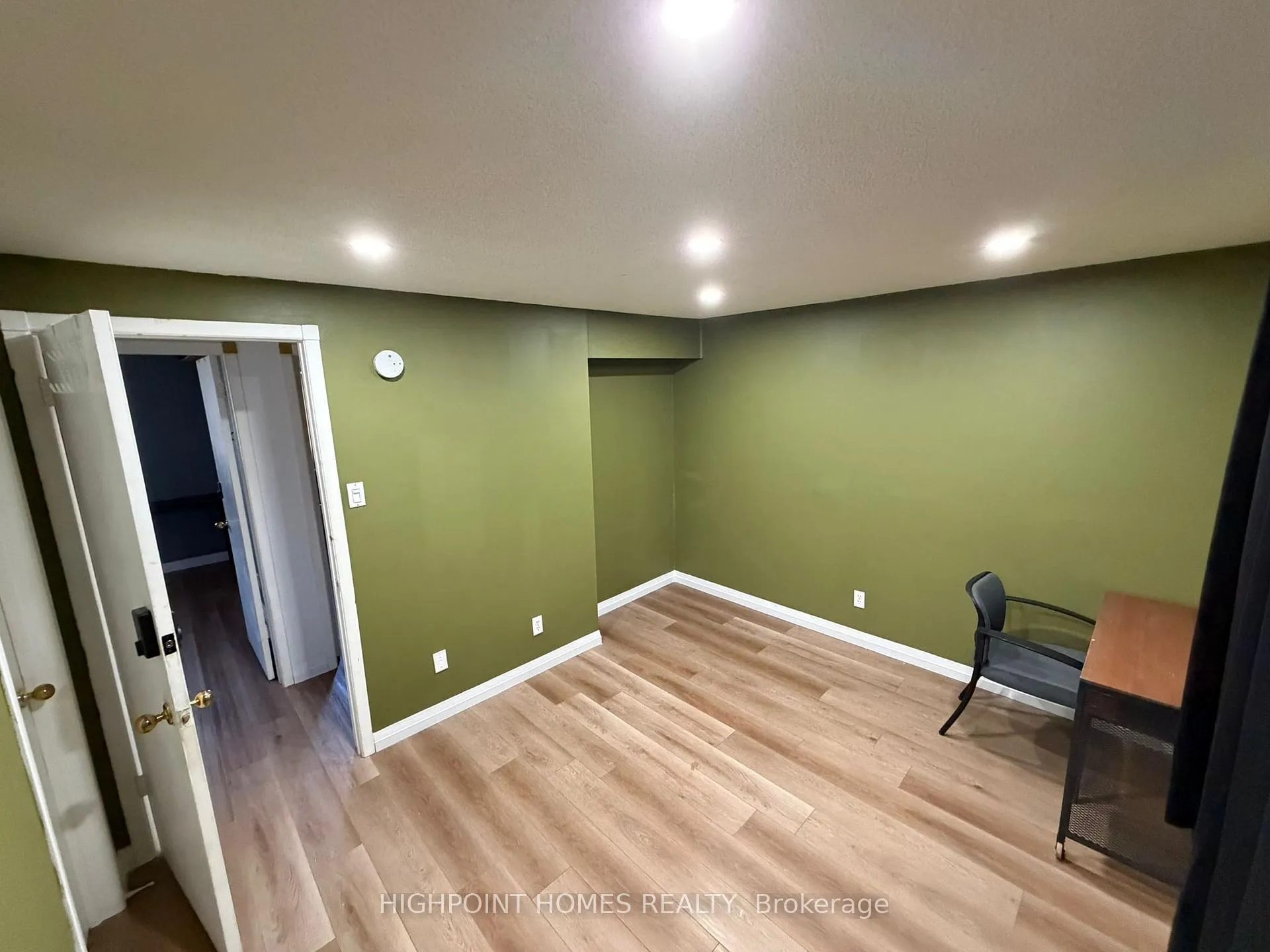 Photo 49 of 466 Midwood Crescent, Waterloo — HOMEH