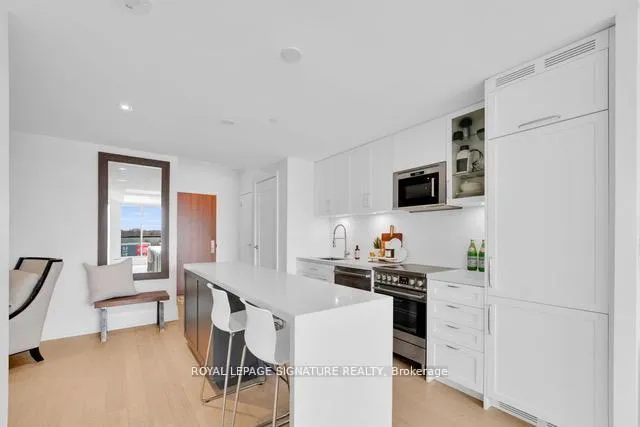 Photo 6 of Unit 408, 25 Malcolm Road, Toronto, Leaside — HOMEH
