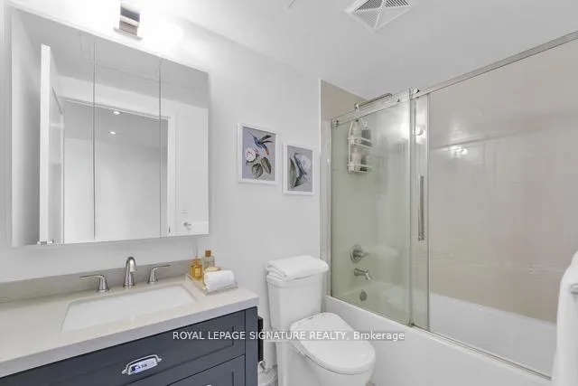 Photo 8 of Unit 408, 25 Malcolm Road, Toronto, Leaside — HOMEH