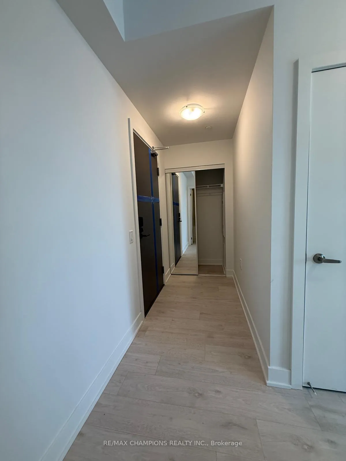 Photo 12 of Unit 502, 2088 James Street, Burlington, Brant — HOMEH