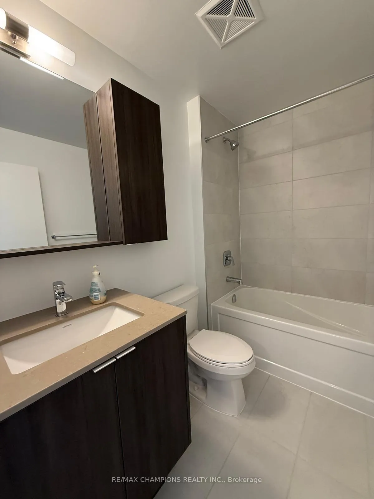 Photo 15 of Unit 502, 2088 James Street, Burlington, Brant — HOMEH
