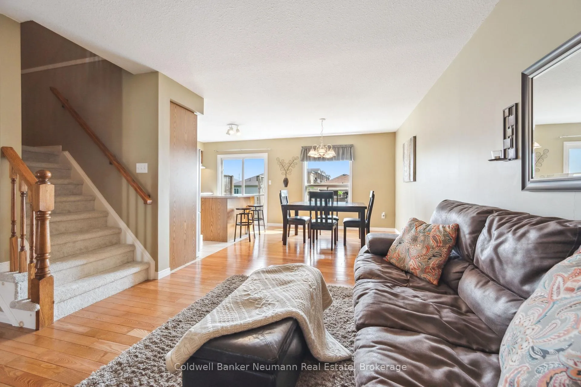 Photo 6 of 60 Hasler Crescent, Guelph, Pineridge/Westminster Woods — HOMEH