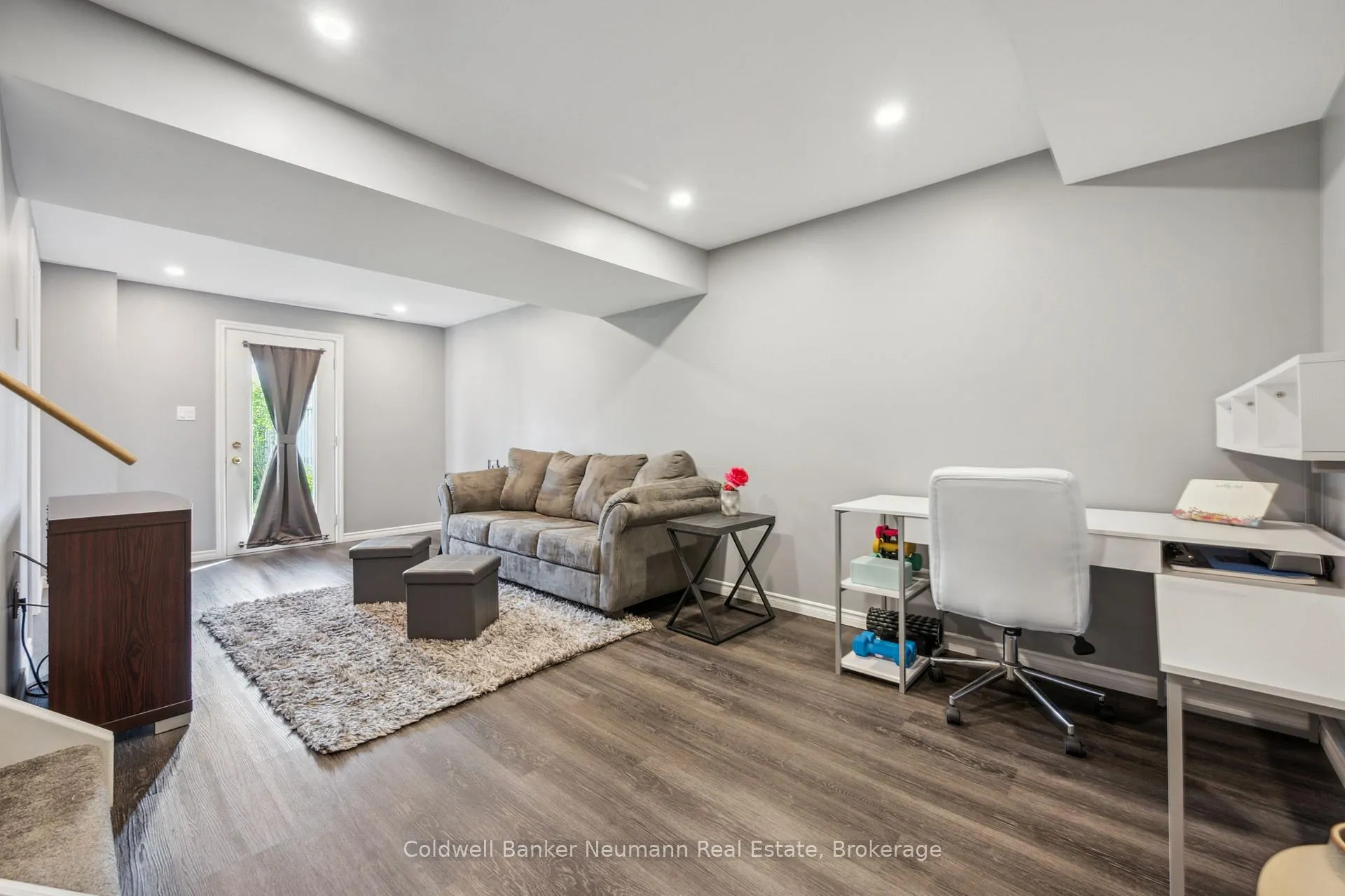 Photo 25 of 60 Hasler Crescent, Guelph, Pineridge/Westminster Woods — HOMEH