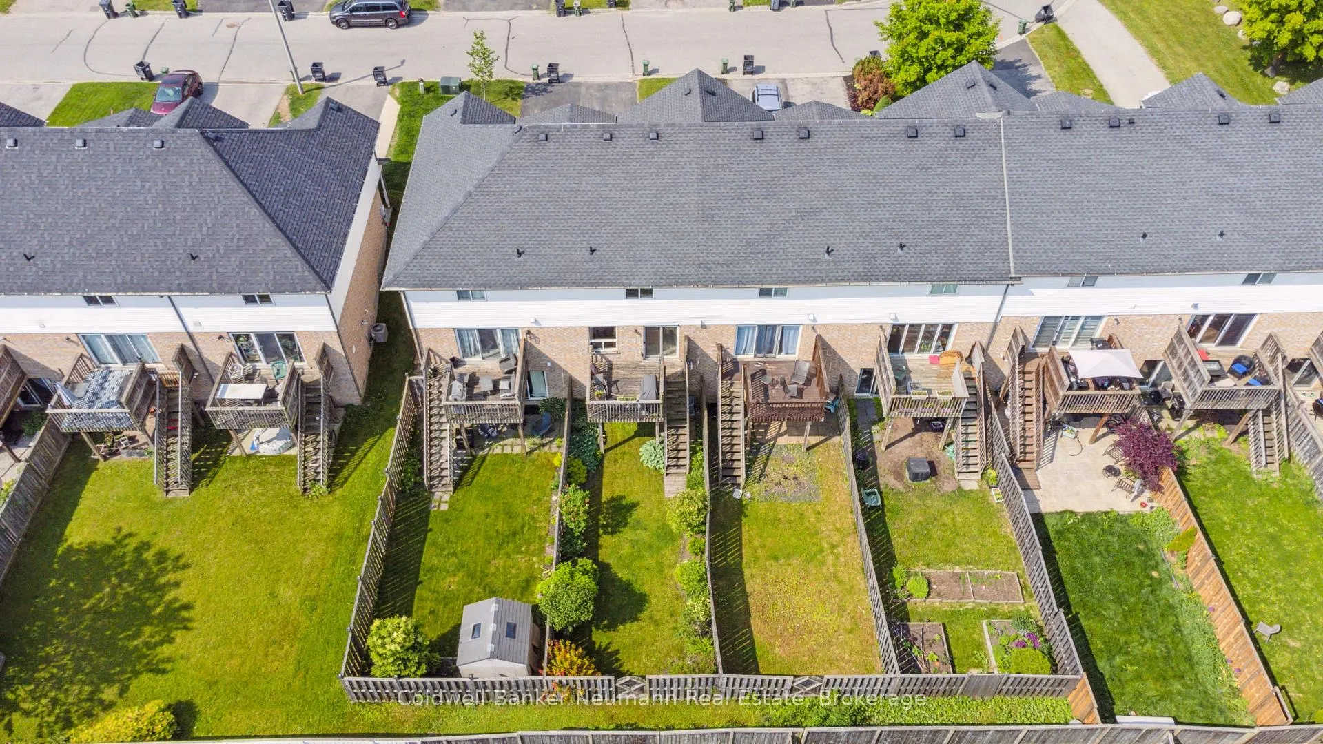 Photo 32 of 60 Hasler Crescent, Guelph, Pineridge/Westminster Woods — HOMEH