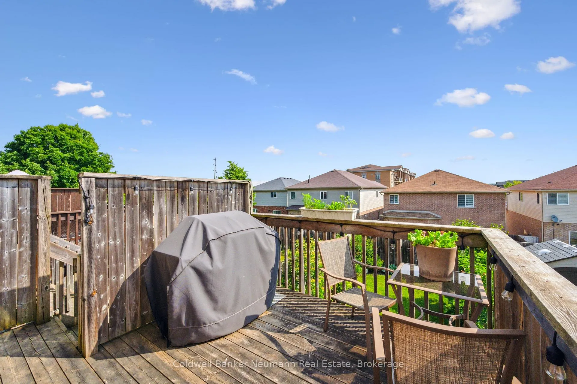 Photo 35 of 60 Hasler Crescent, Guelph, Pineridge/Westminster Woods — HOMEH