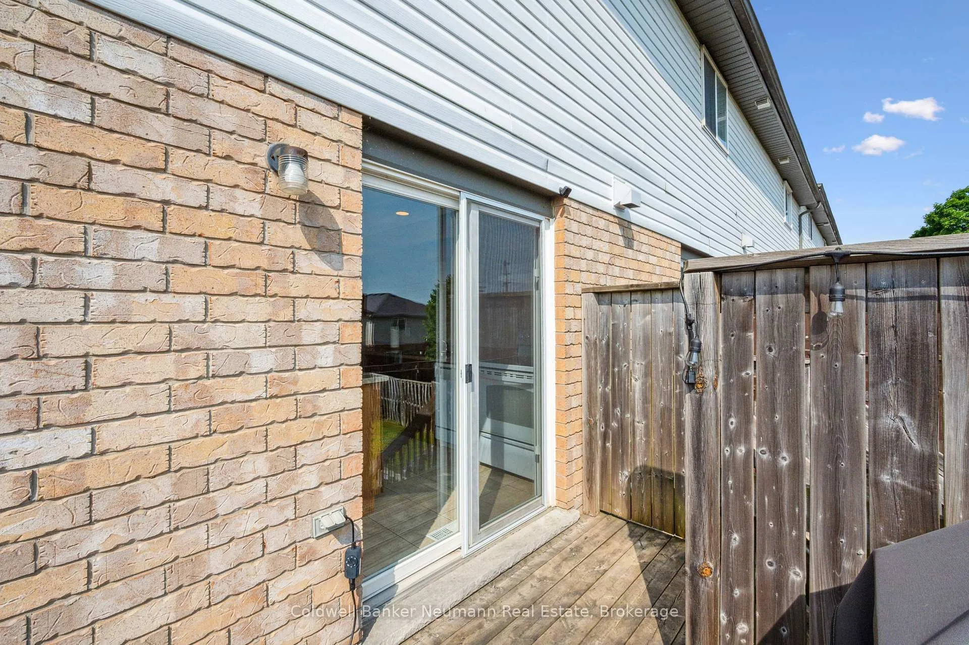 Photo 36 of 60 Hasler Crescent, Guelph, Pineridge/Westminster Woods — HOMEH