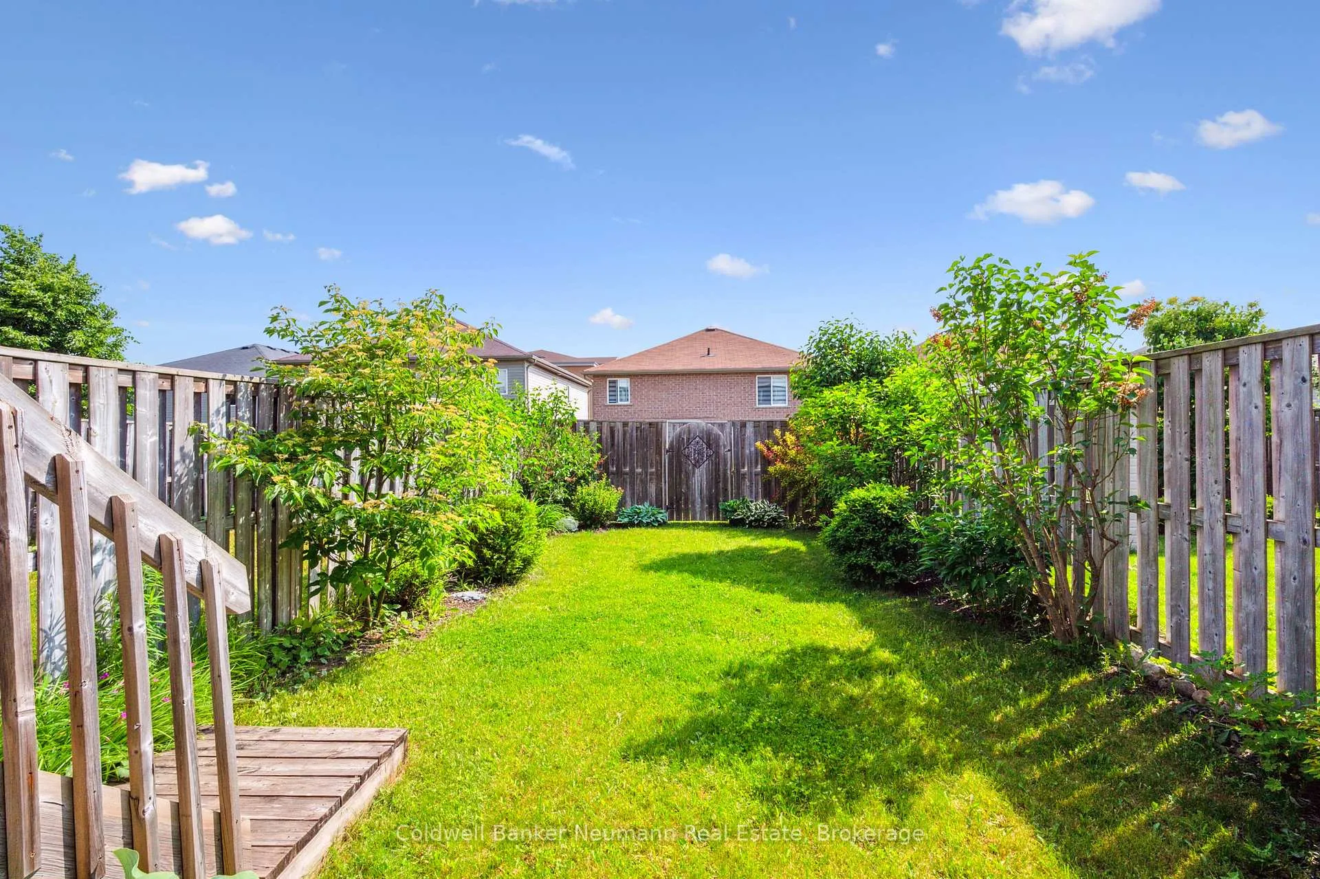 Photo 38 of 60 Hasler Crescent, Guelph, Pineridge/Westminster Woods — HOMEH