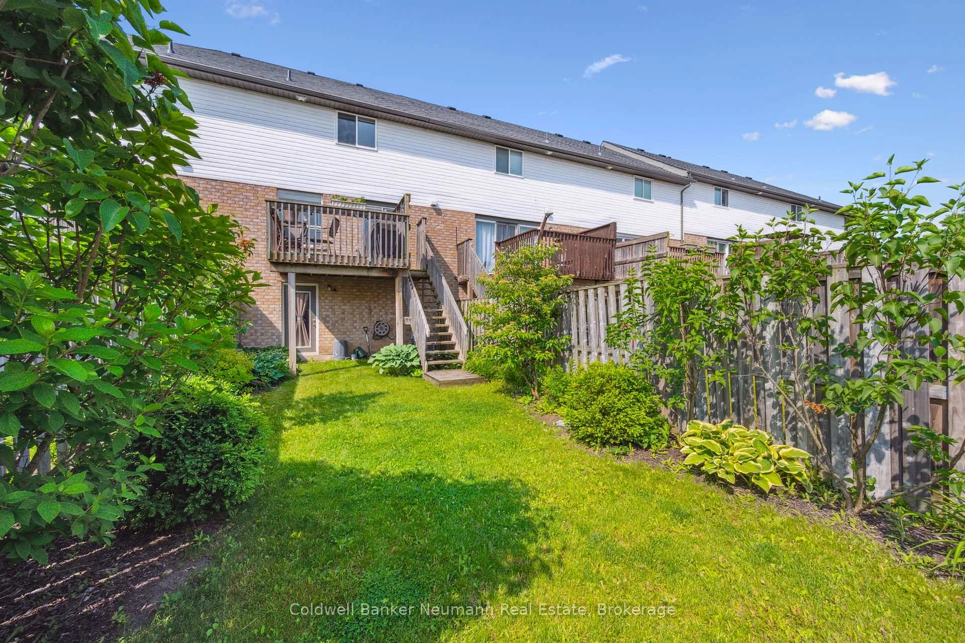 Photo 39 of 60 Hasler Crescent, Guelph, Pineridge/Westminster Woods — HOMEH