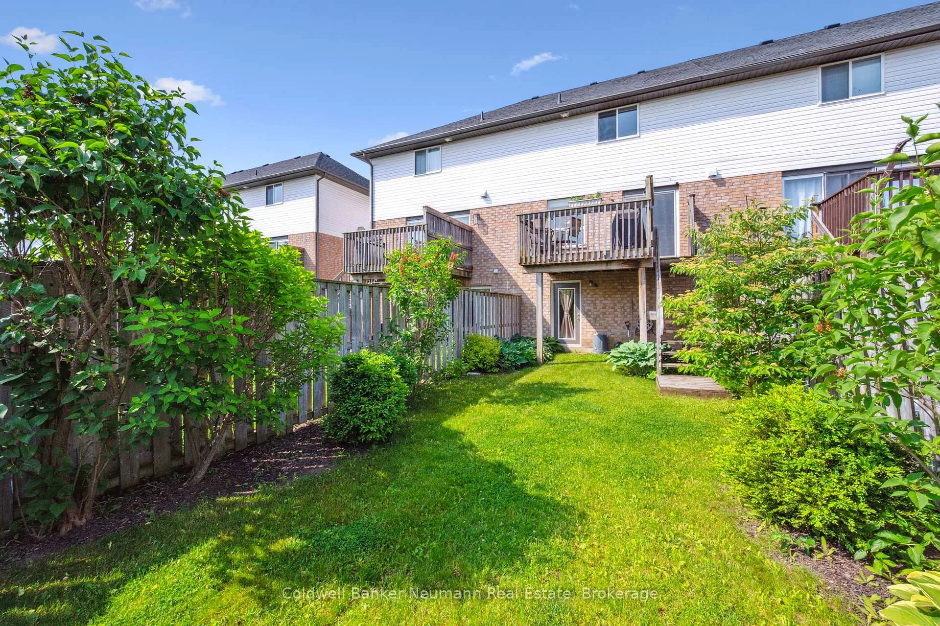 Photo 40 of 60 Hasler Crescent, Guelph, Pineridge/Westminster Woods — HOMEH