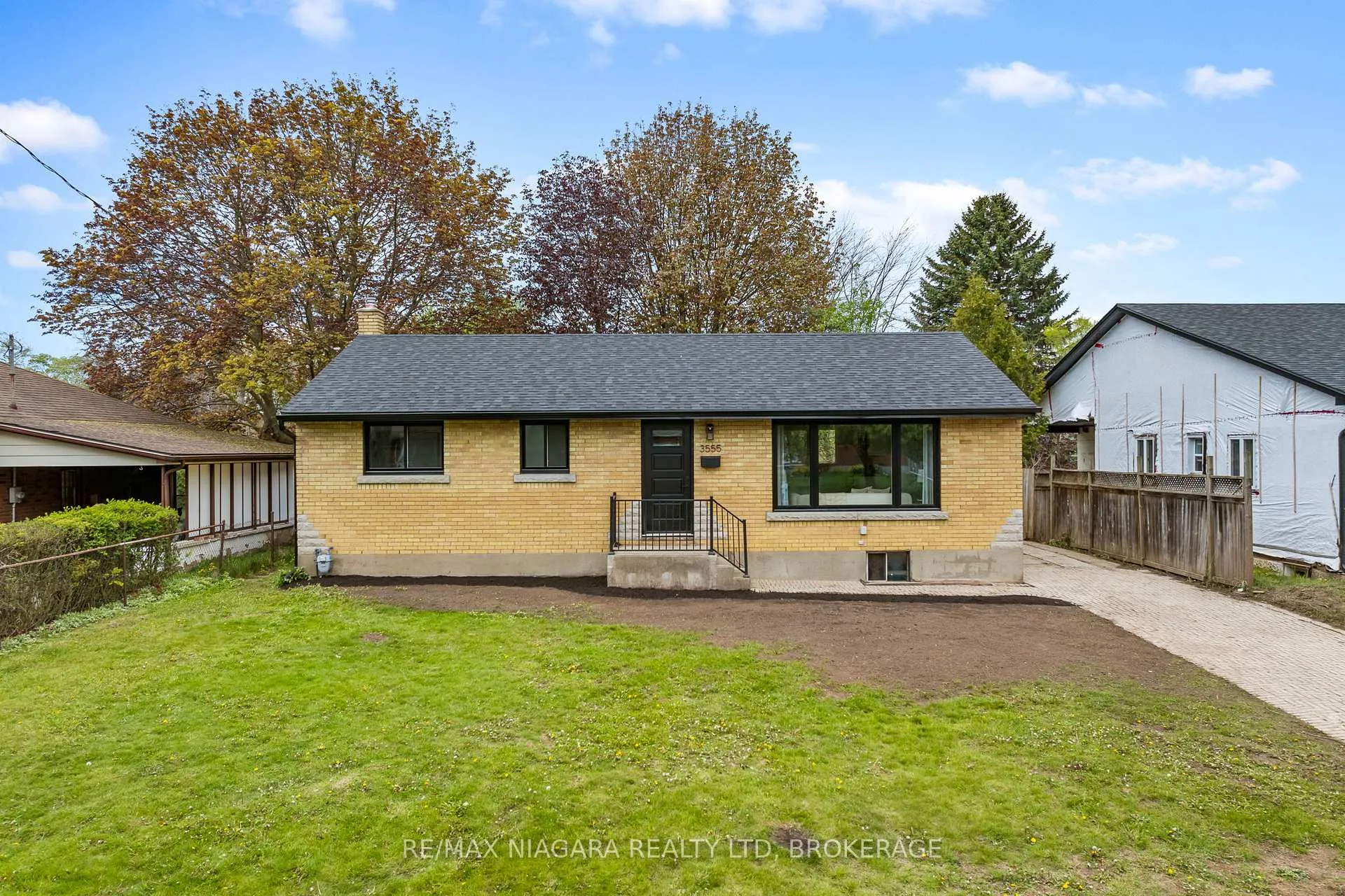 Photo 29 of 3555 Gainsborough Avenue, Niagara Falls, Stamford — HOMEH