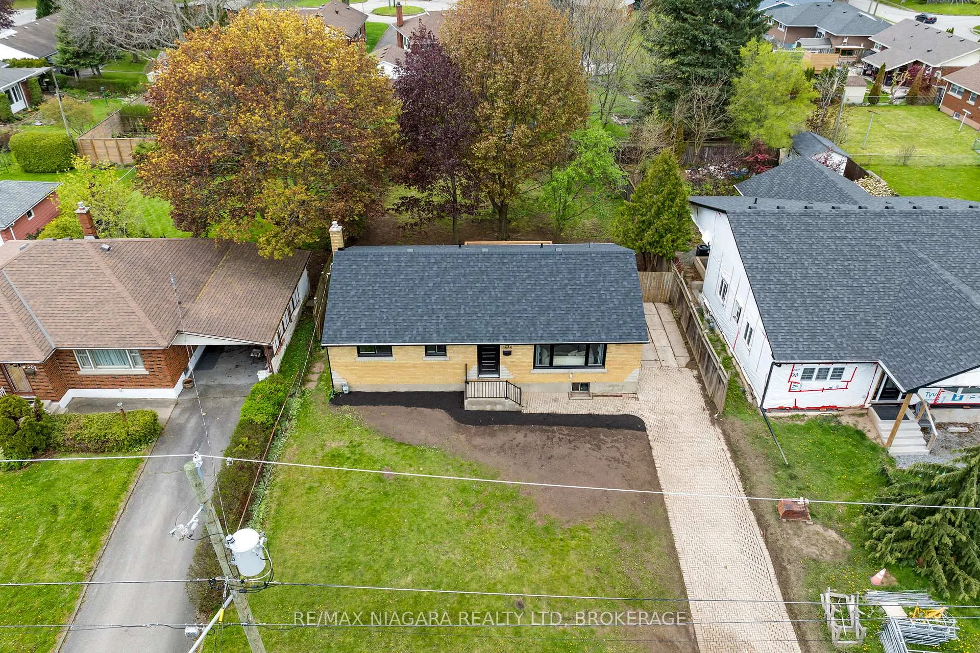 Photo 30 of 3555 Gainsborough Avenue, Niagara Falls, Stamford — HOMEH
