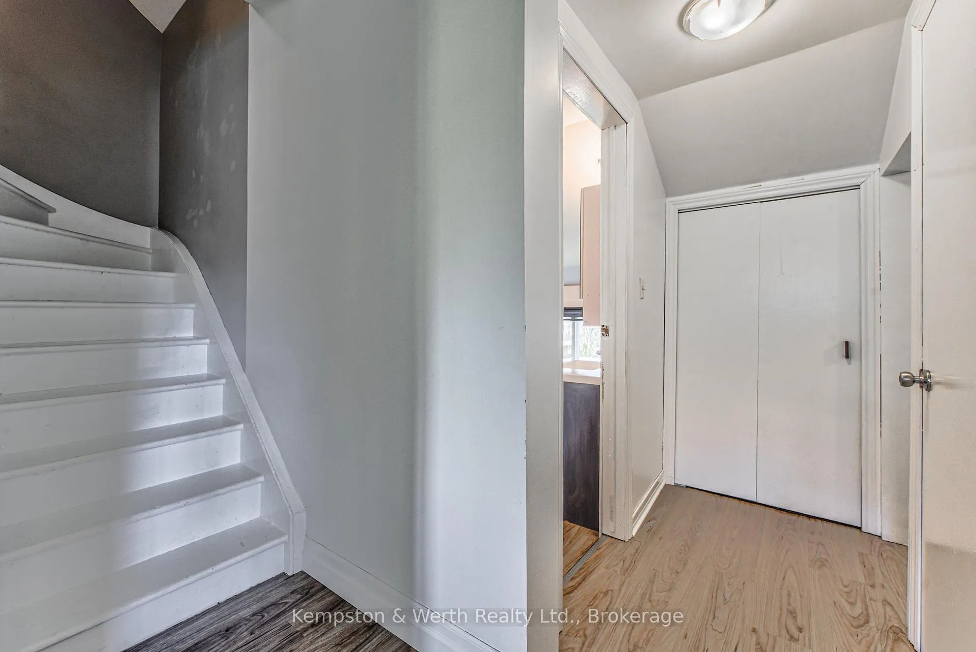 Photo 19 of 573 Queen Street E, St. Marys — HOMEH