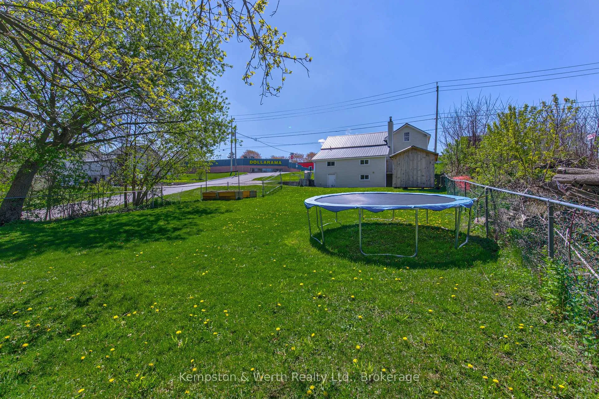 Photo 33 of 573 Queen Street E, St. Marys — HOMEH