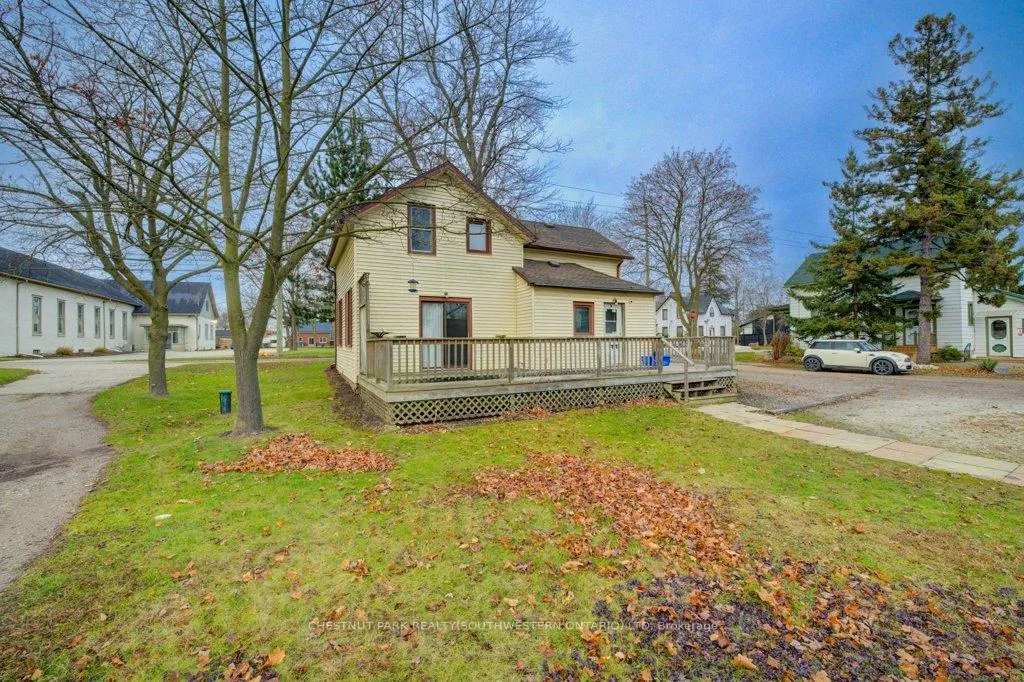 Photo 3 of 99 Woolwich Street S, Woolwich, Breslau — HOMEH