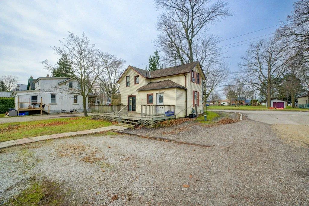 Photo 5 of 99 Woolwich Street S, Woolwich, Breslau — HOMEH