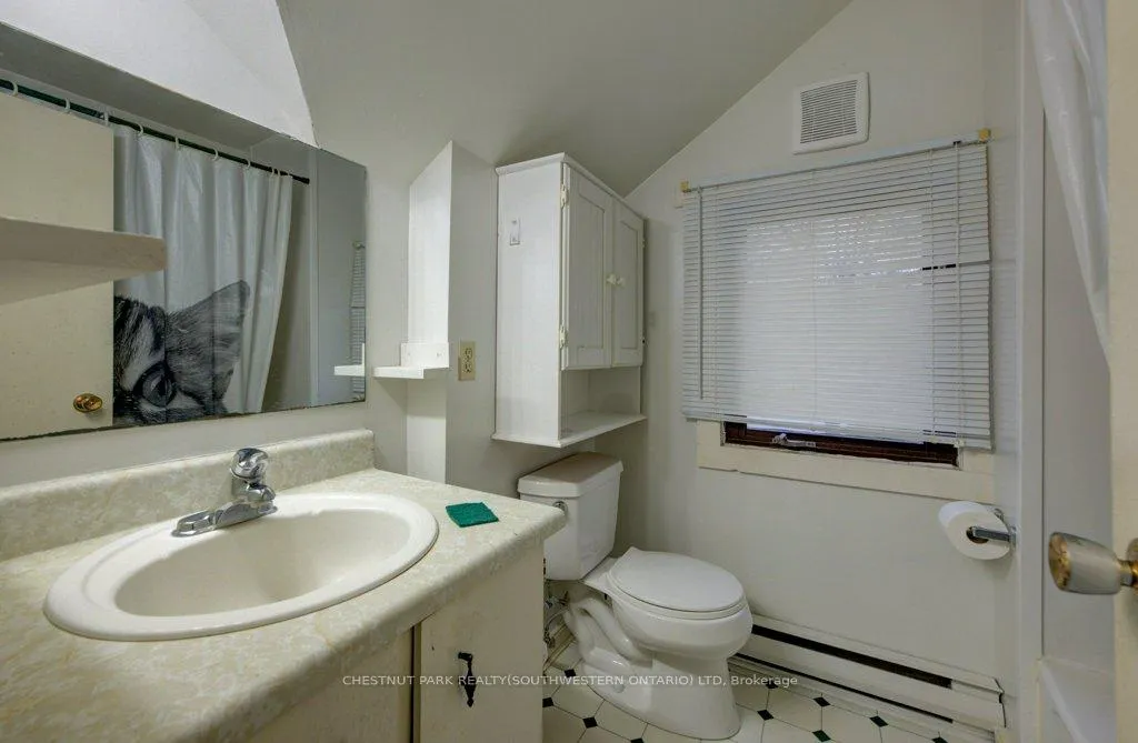 Photo 16 of 99 Woolwich Street S, Woolwich, Breslau — HOMEH