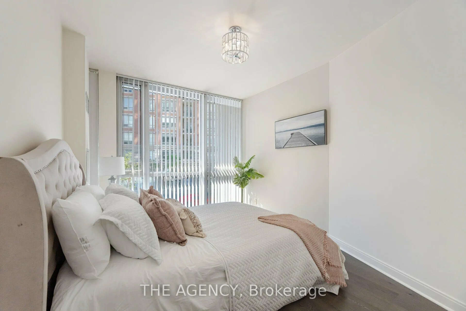 Photo 9 of Unit 105, 825 Church Street, Toronto, Rosedale-Moore Park — HOMEH