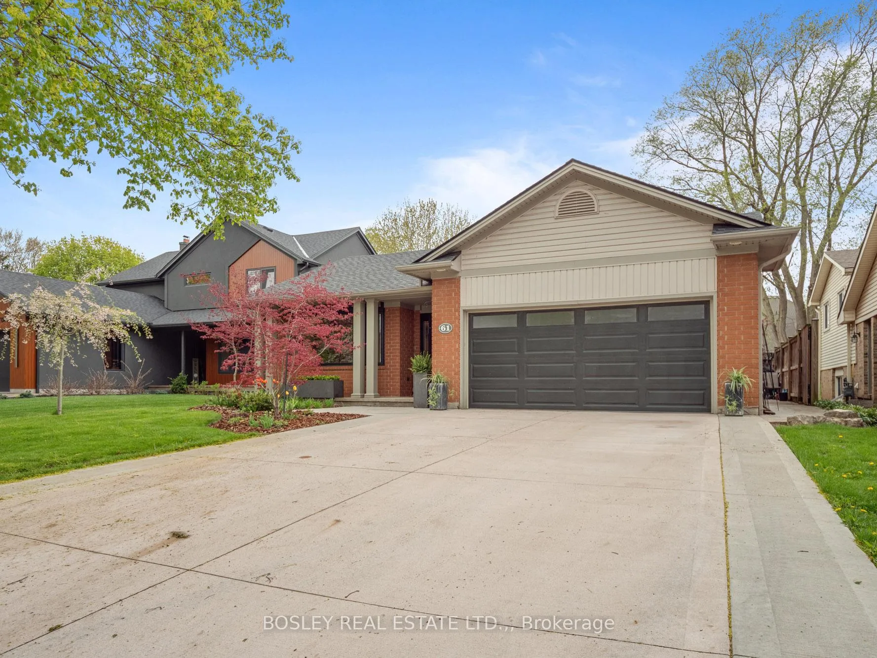 Photo 1 of 61 October Drive, St. Catharines, Lakeshore — HOMEH
