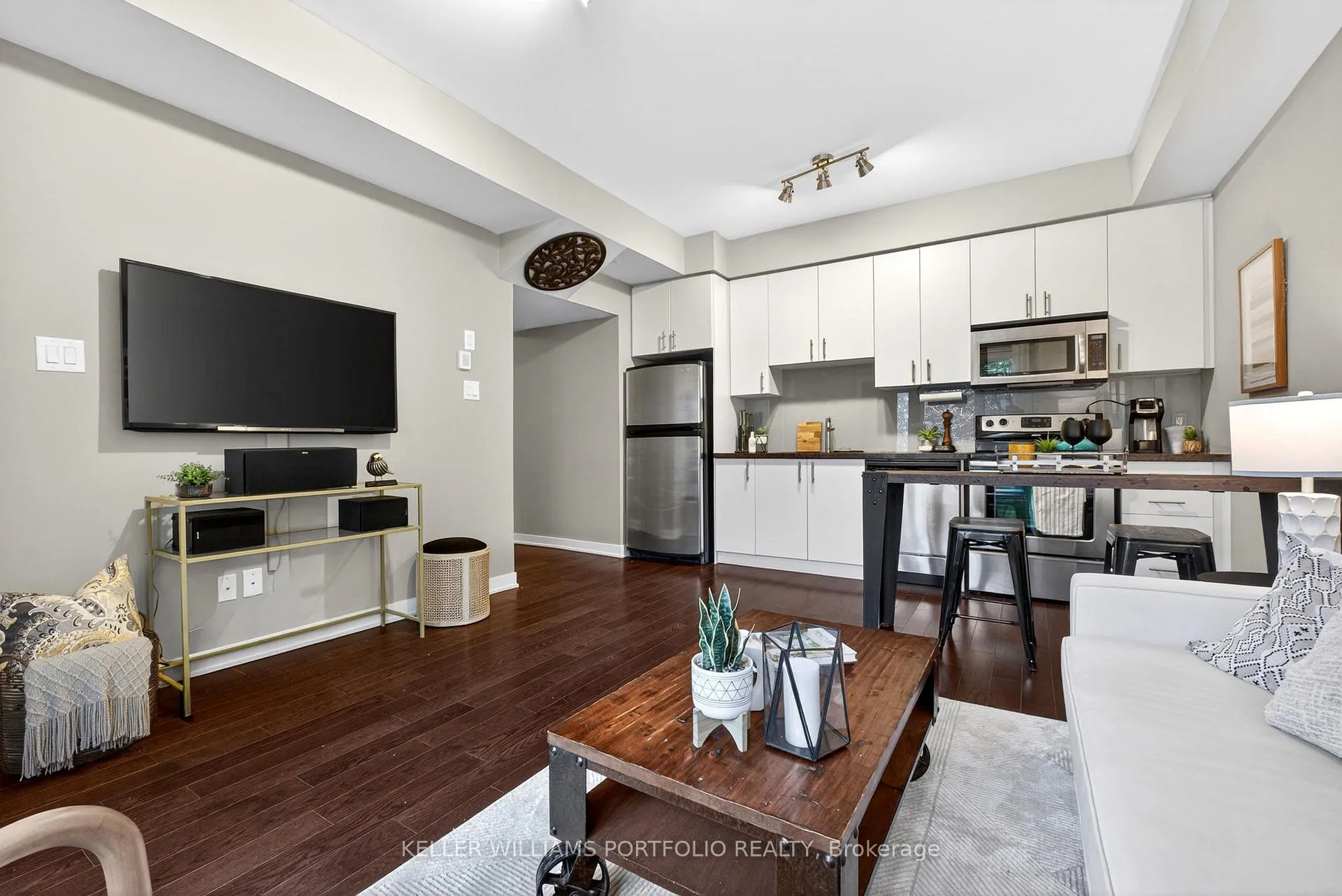 Photo 8 of 64 Cole Street, Toronto, Regent Park — HOMEH