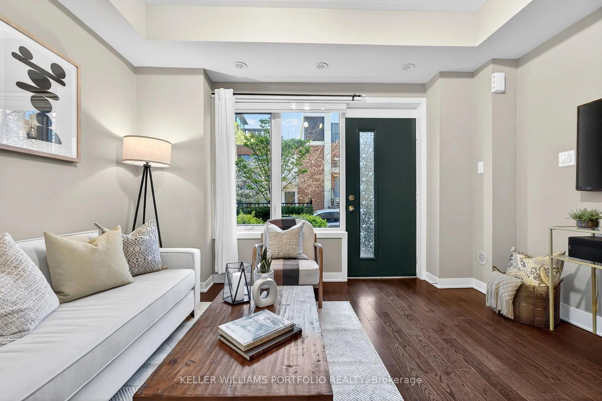 Photo 9 of 64 Cole Street, Toronto, Regent Park — HOMEH