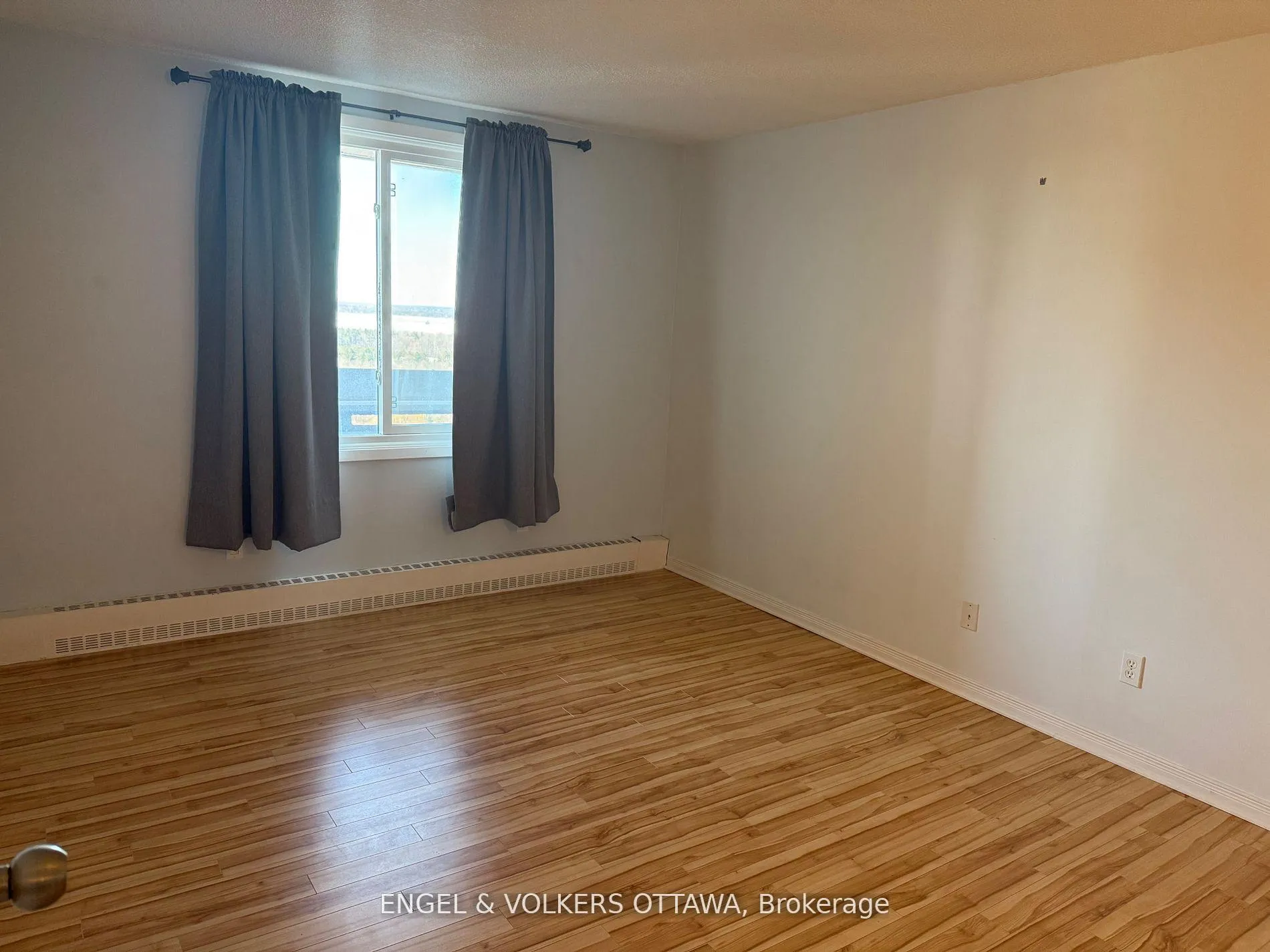 Photo 16 of Unit 2209, 1081 Ambleside Drive, Ottawa, Woodroffe — HOMEH
