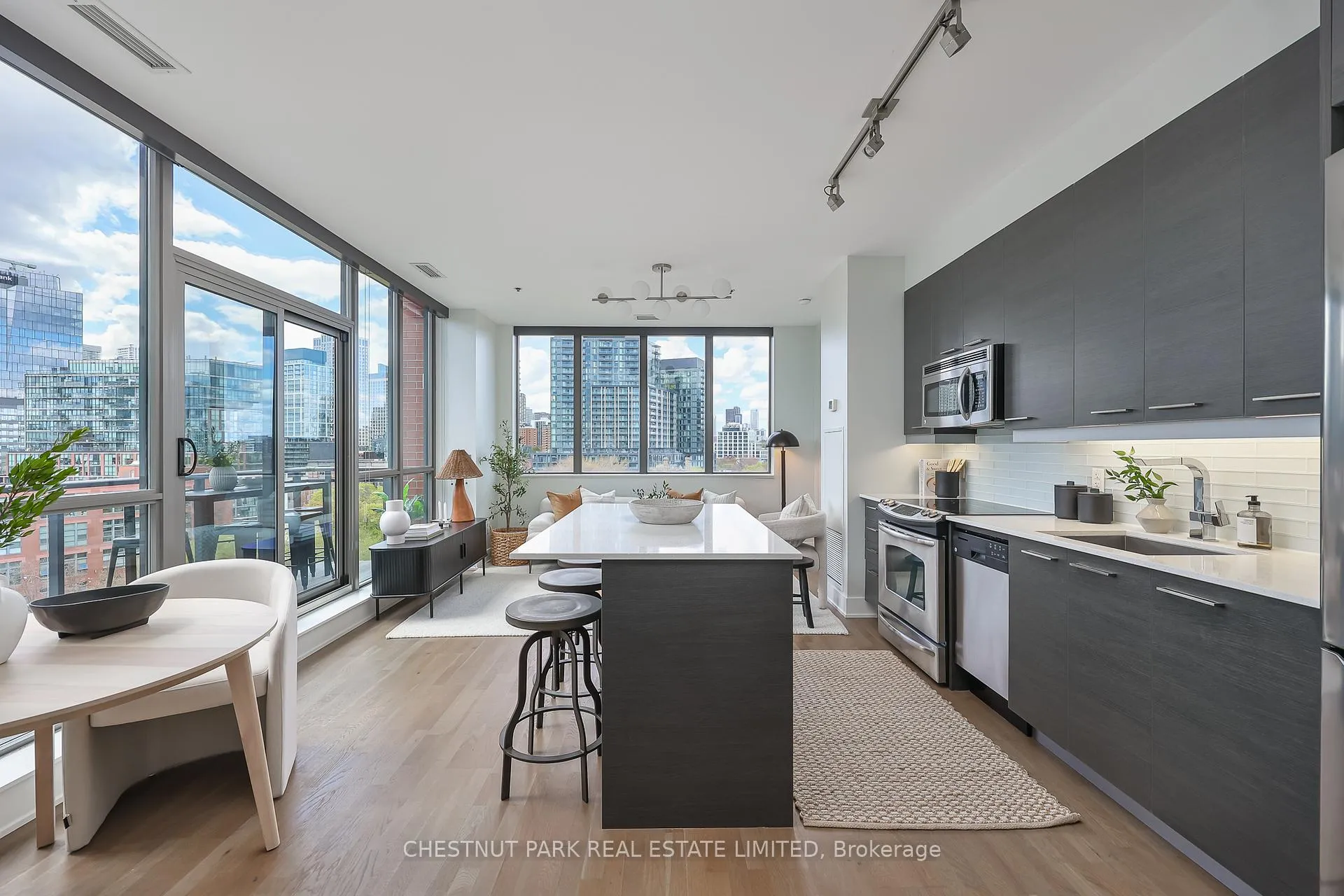 Photo 3 of Unit 801, 90 Trinity Street, Toronto, Moss Park — HOMEH