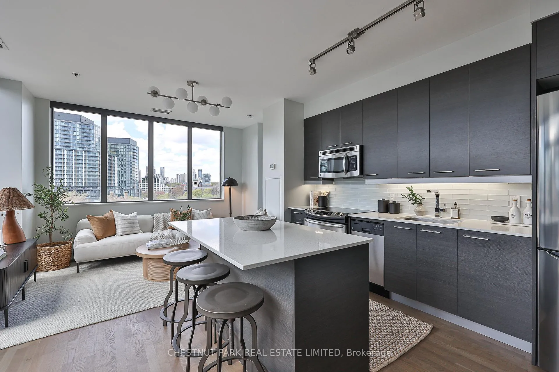 Photo 5 of Unit 801, 90 Trinity Street, Toronto, Moss Park — HOMEH