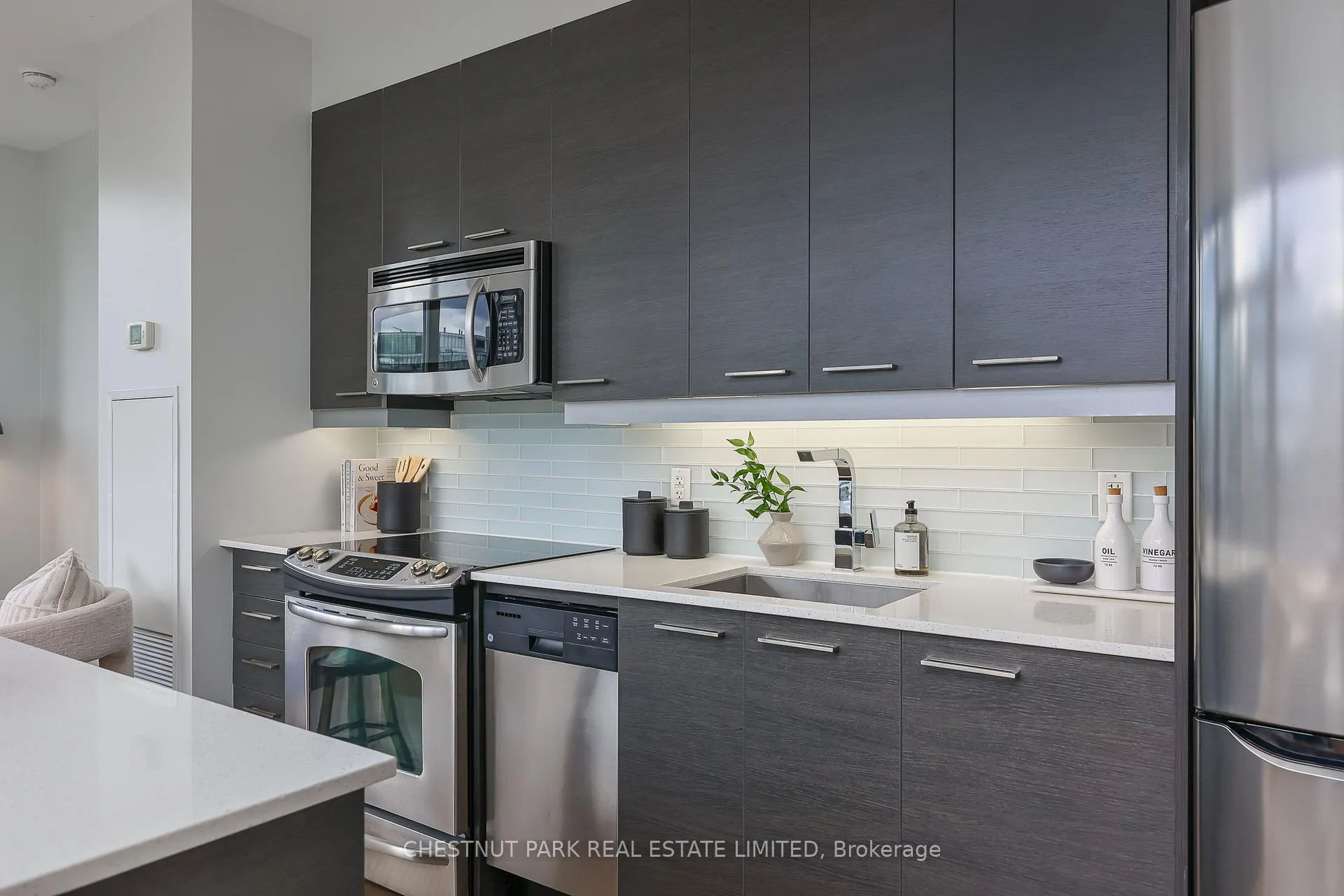 Photo 7 of Unit 801, 90 Trinity Street, Toronto, Moss Park — HOMEH