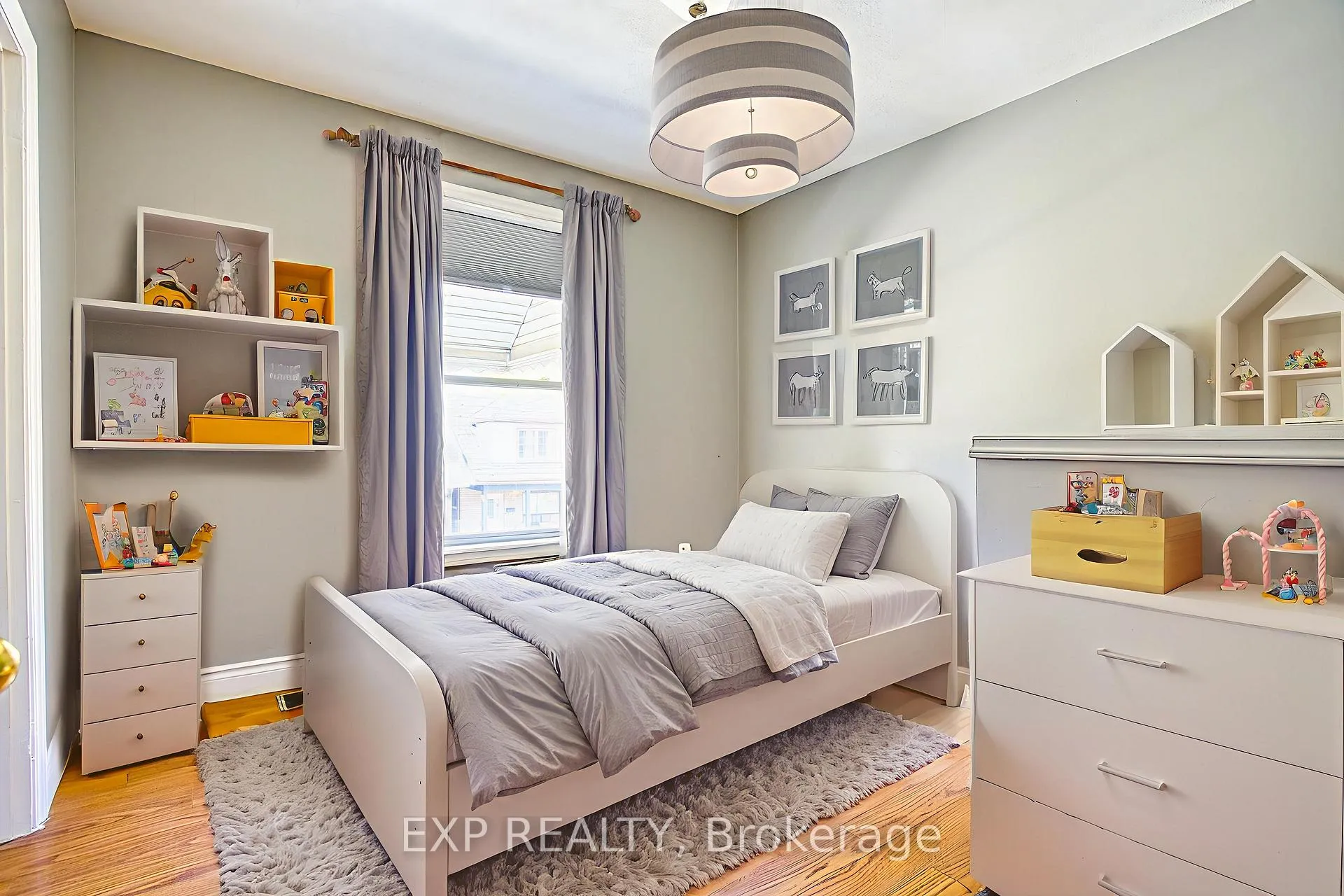 Photo 17 of 134 Rosslyn Avenue N, Hamilton, Crown Point — HOMEH