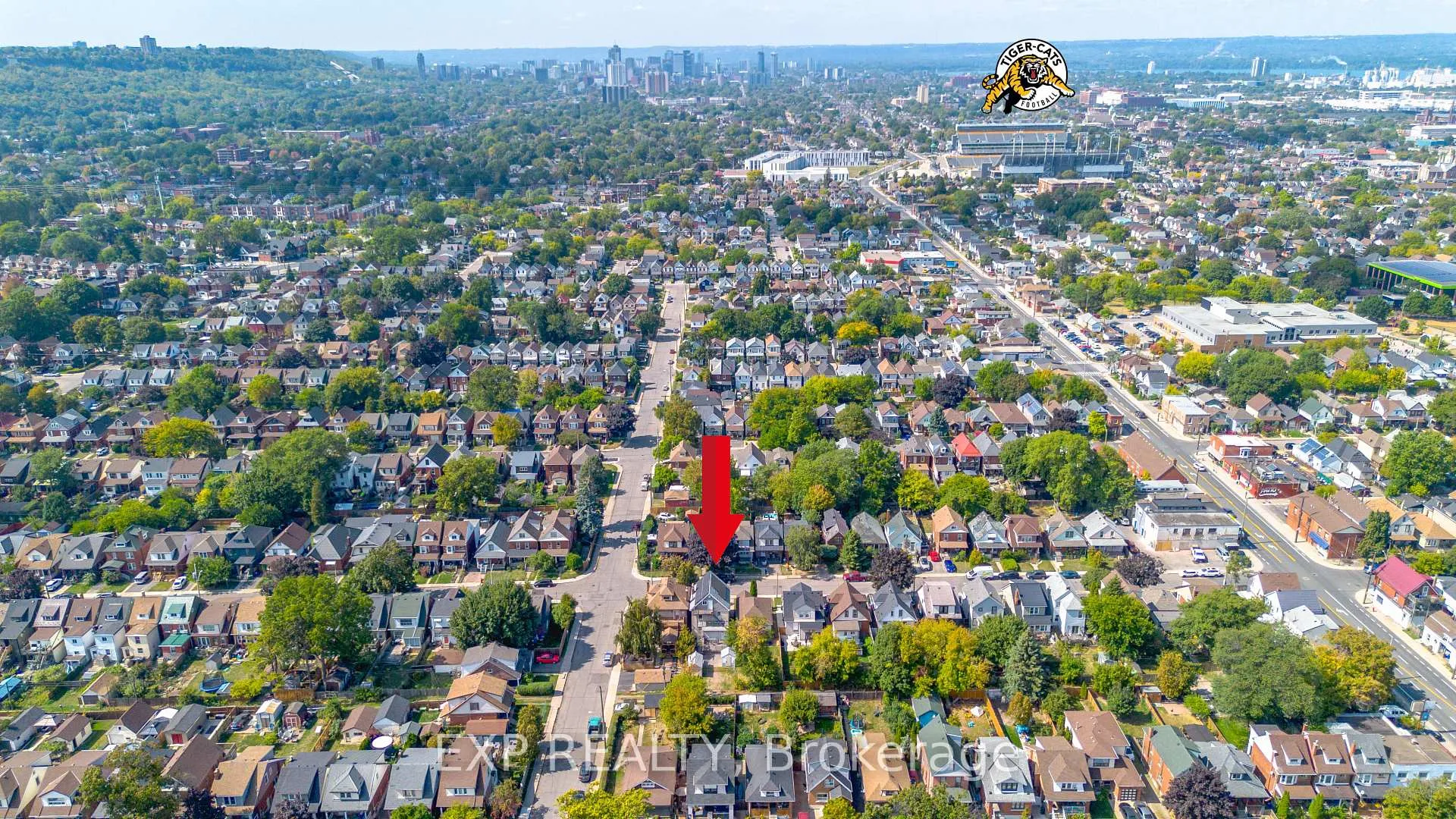 Photo 34 of 134 Rosslyn Avenue N, Hamilton, Crown Point — HOMEH